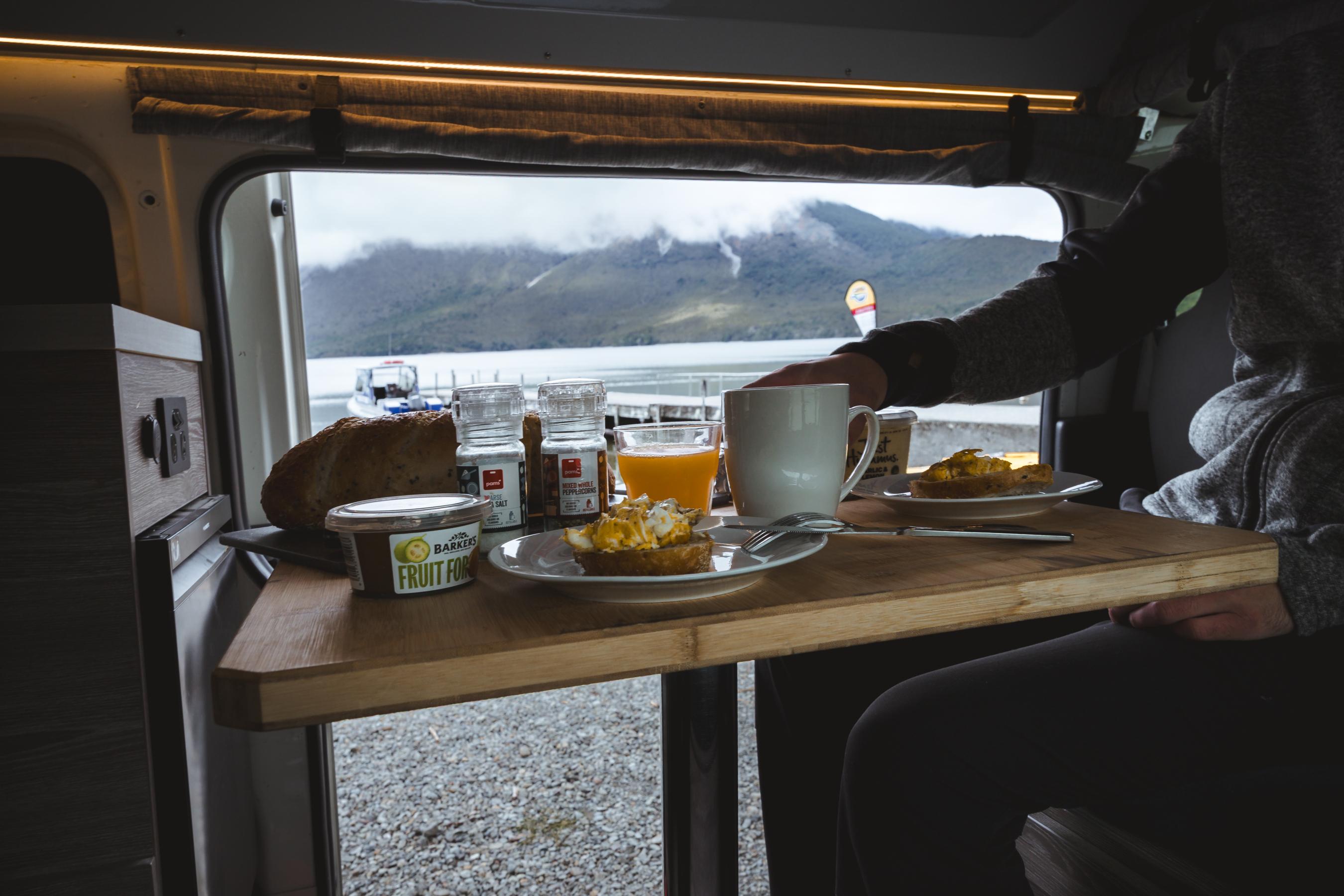 Happy 3ST Gallery image: 